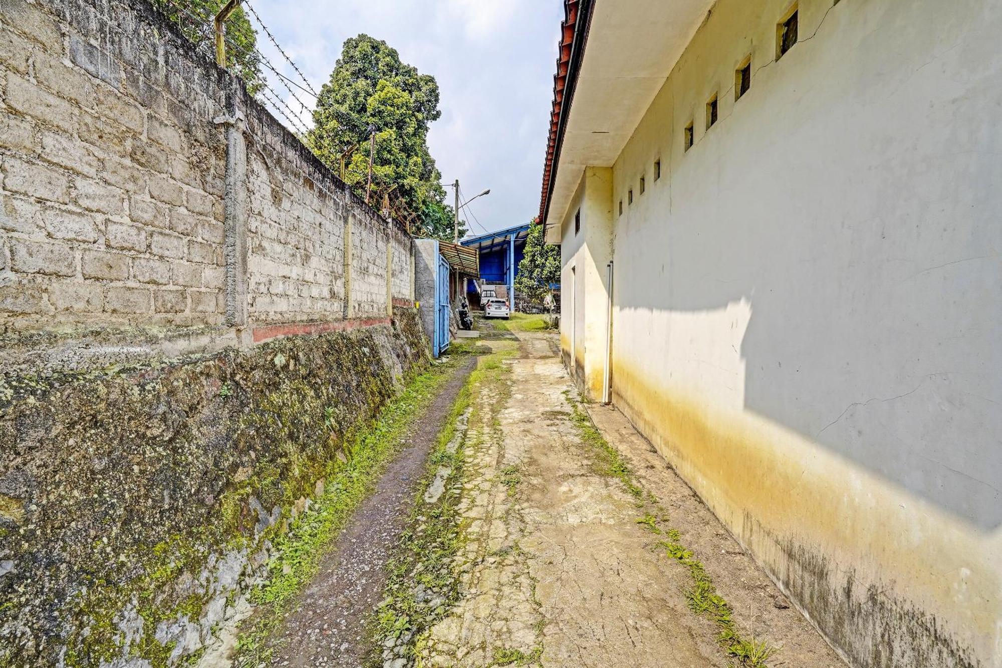Oyo Life 91469 Pondok Pelita Lembang Εξωτερικό φωτογραφία