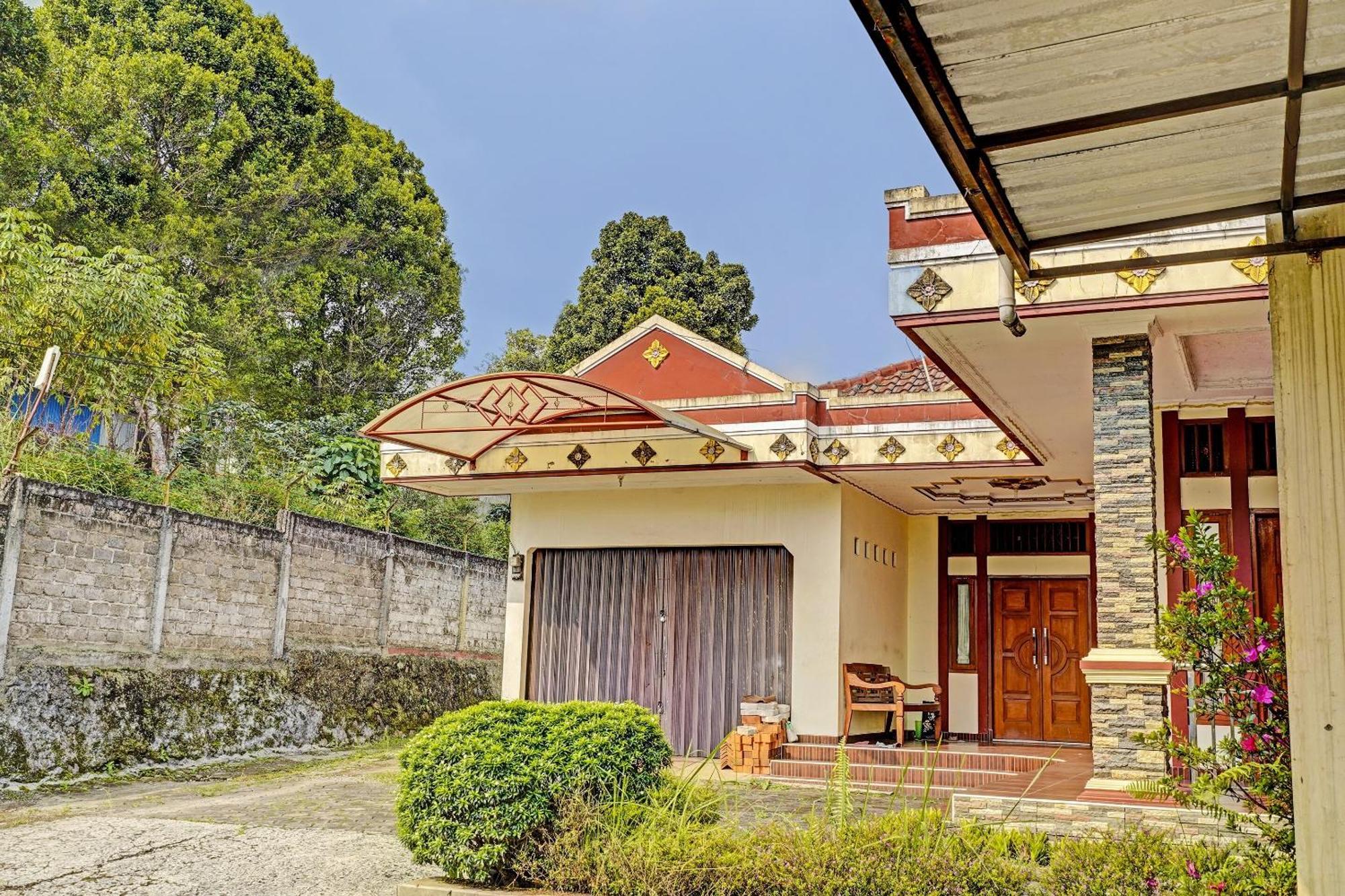 Oyo Life 91469 Pondok Pelita Lembang Εξωτερικό φωτογραφία